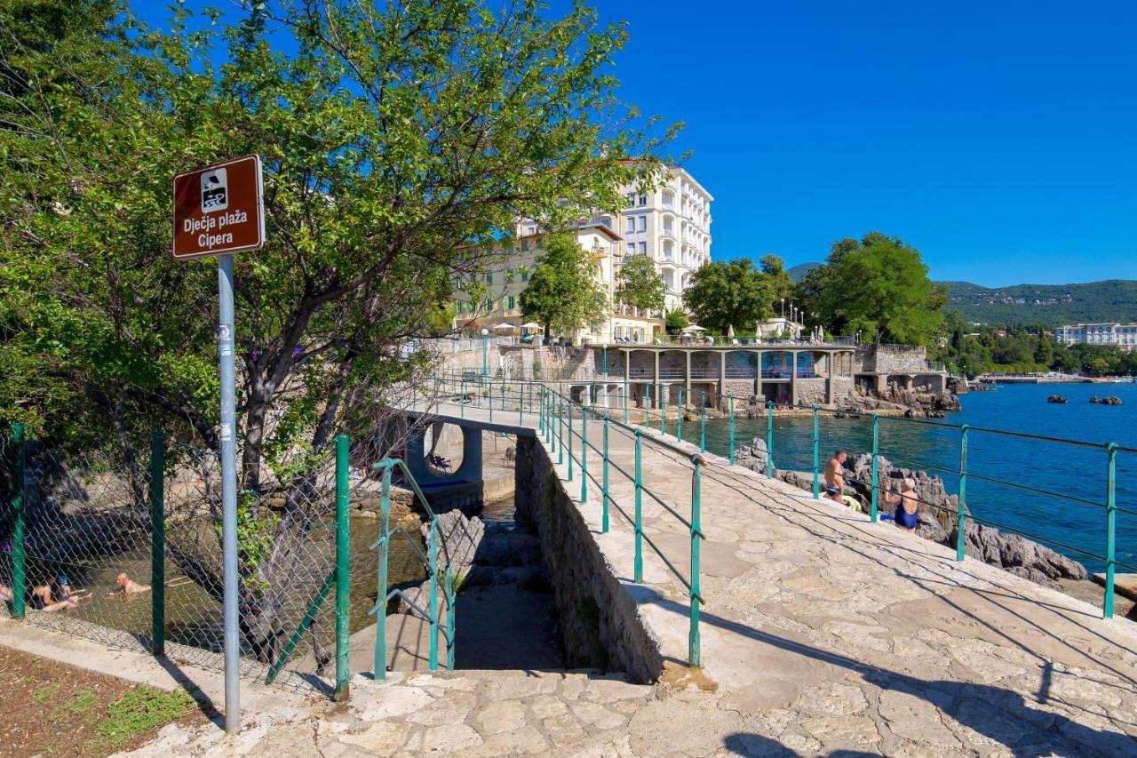 Villa Clara Lovran Εξωτερικό φωτογραφία
